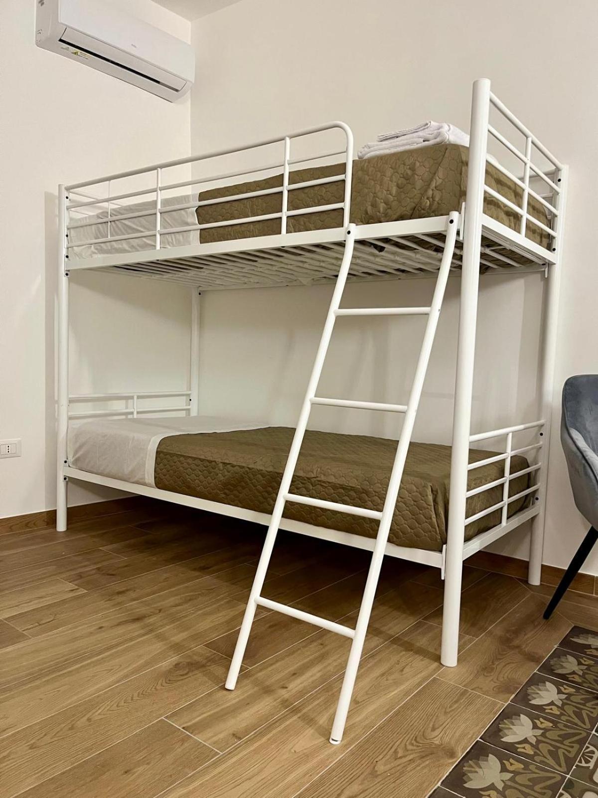Al Duomo Suites 몬레알레 외부 사진