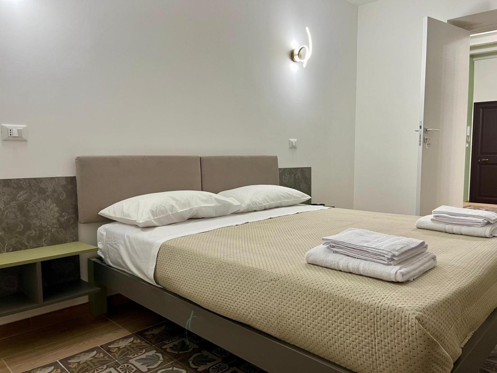 Al Duomo Suites 몬레알레 외부 사진